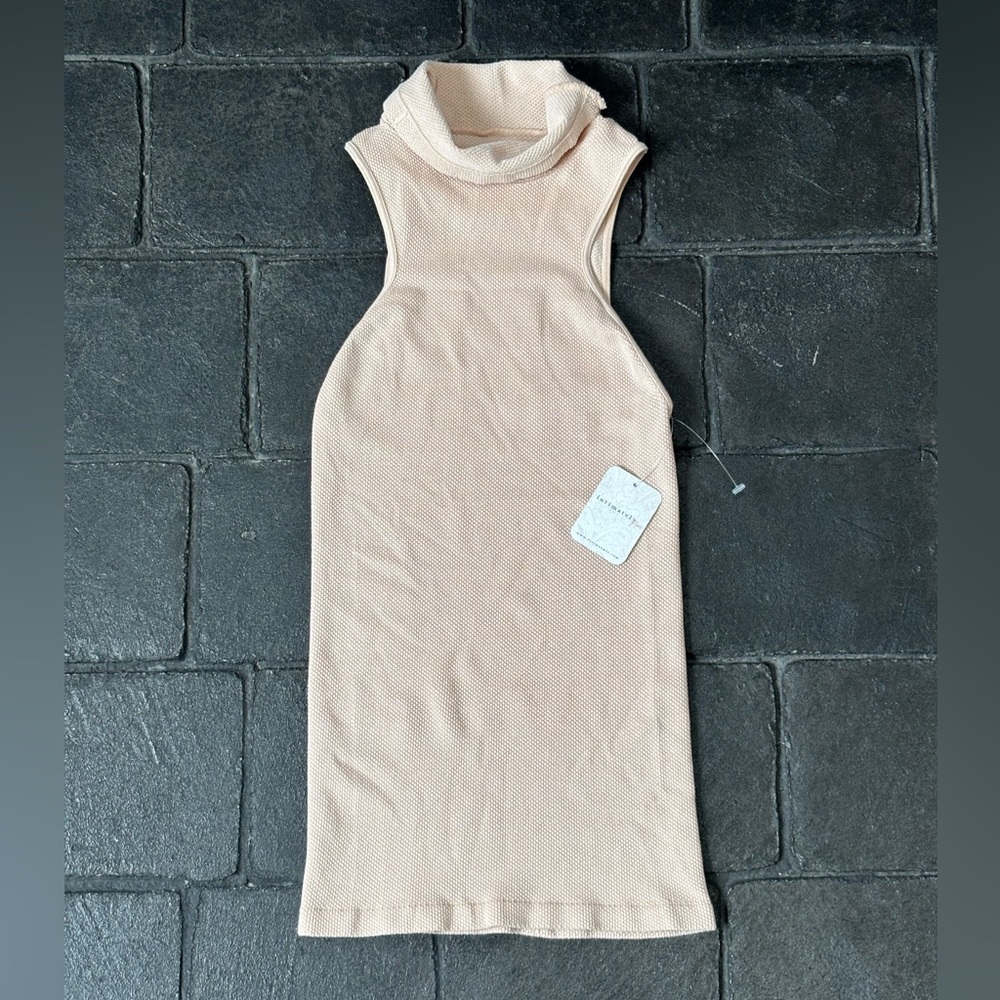 Free People intimately always ready seamless turtleneck tank size XS/S NWT